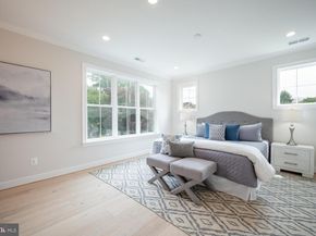 5726 16TH Street N, Arlington VA 22205
