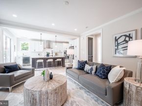 5726 16TH Street N, Arlington VA 22205