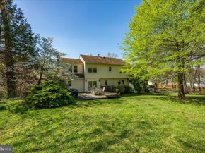 1910 Grand Court, Vienna VA 22182