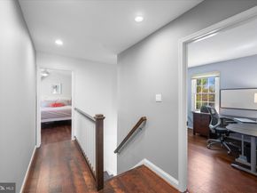 1910 Grand Court, Vienna VA 22182