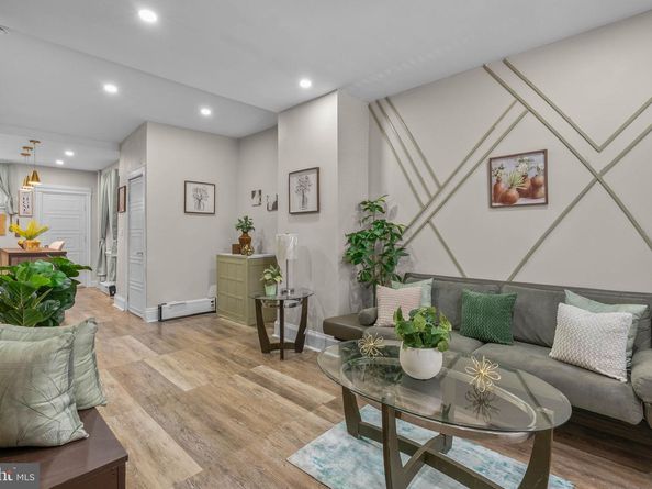 3005 N Stillman Street, Philadelphia PA 19132