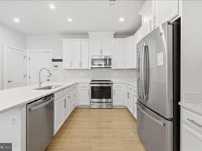 13538 Sayward Boulevard 109, Herndon VA 20171