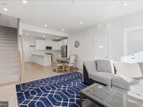13538 Sayward Boulevard 109, Herndon VA 20171