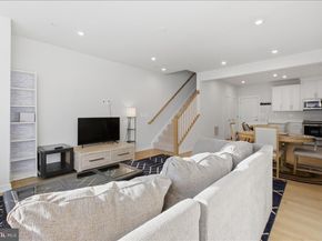 13538 Sayward Boulevard 109, Herndon VA 20171