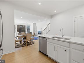 13538 Sayward Boulevard 109, Herndon VA 20171