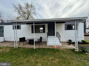 6211 Foster Drive, Morrisville PA 19067