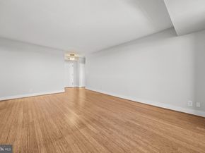 1805 Crystal Drive 1010S, Arlington VA 22202