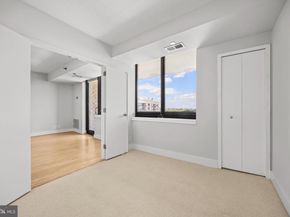 1805 Crystal Drive 1010S, Arlington VA 22202