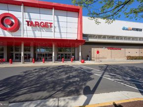 3705 S George Mason Drive 1718S, Falls Church VA 22041