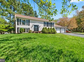 10217 Mckean Court, Great Falls VA 22066