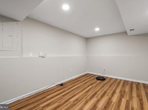 10217 Mckean Court, Great Falls VA 22066