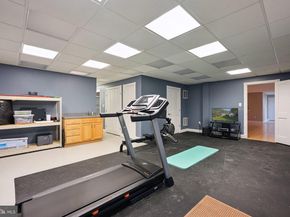 1284 Cobble Pond Way, Vienna VA 22182