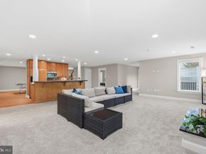 1284 Cobble Pond Way, Vienna VA 22182