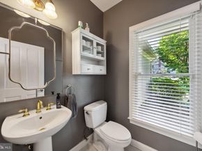 1284 Cobble Pond Way, Vienna VA 22182