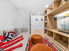 1729 T Street NW 03, Washington DC 20009