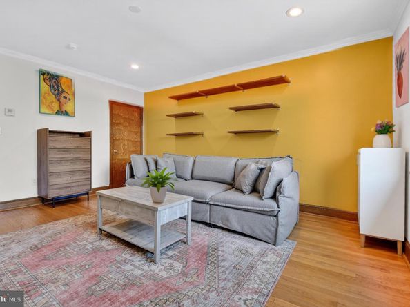 4004 8TH Street NE 4, Washington DC 20017