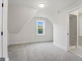 303 Green Lane, Philadelphia PA 19128