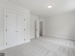 303 Green Lane, Philadelphia PA 19128