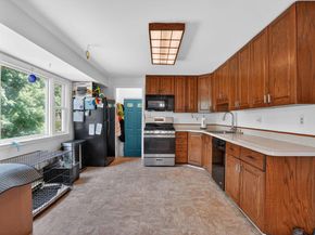 812 Grant Street, Herndon VA 20170