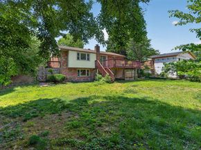 812 Grant Street, Herndon VA 20170