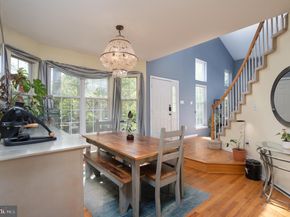142 Green Valley Circle, Dresher PA 19025