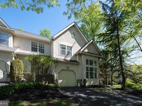 142 Green Valley Circle, Dresher PA 19025