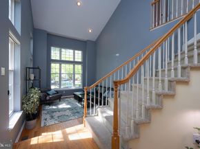 142 Green Valley Circle, Dresher PA 19025