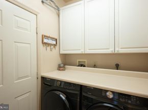 142 Green Valley Circle, Dresher PA 19025