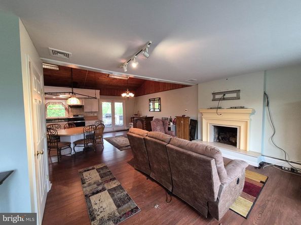 705 W Valley Forge Road, King Of Prussia PA 19406