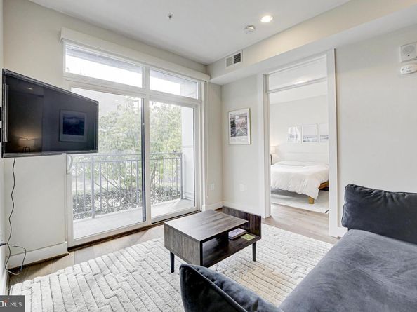 2337 Champlain Street NW 104, Washington DC 20009