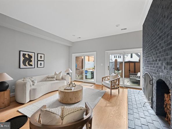 4224 River Road NW, Washington DC 20016