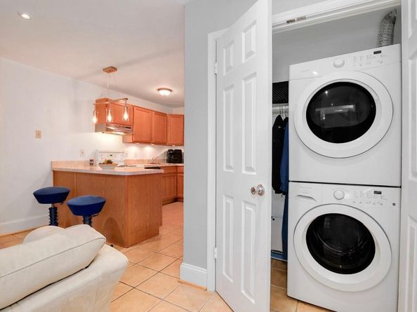703 13TH Street NE, Washington DC 20002