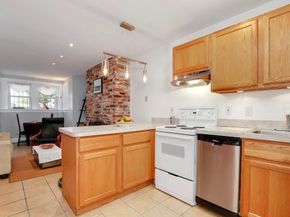 703 13TH Street NE, Washington DC 20002