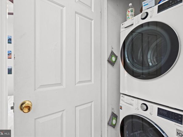 703 13TH Street NE, Washington DC 20002