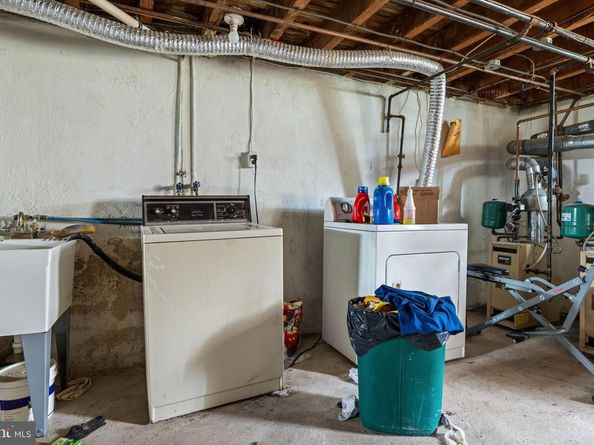 7333 Tabor Avenue, Philadelphia PA 19111