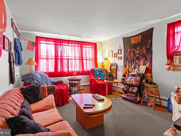 7333 Tabor Avenue, Philadelphia PA 19111