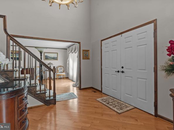 15 Roy Lane, Huntingdon Valley PA 19006