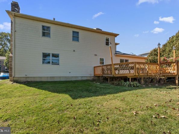 15 Roy Lane, Huntingdon Valley PA 19006