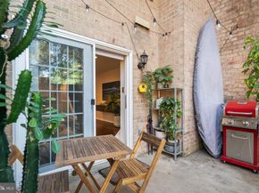 907 S Rolfe Street 1A, Arlington VA 22204