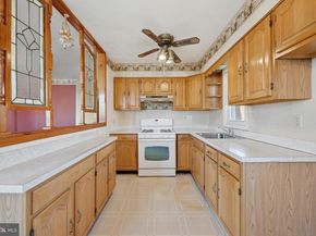 9009 Brous Avenue, Philadelphia PA 19152