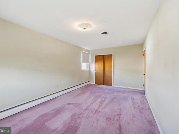 9009 Brous Avenue, Philadelphia PA 19152