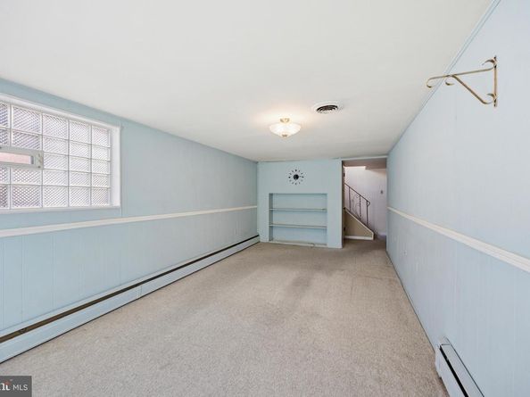 9009 Brous Avenue, Philadelphia PA 19152