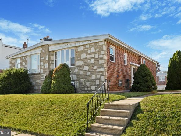 9009 Brous Avenue, Philadelphia PA 19152