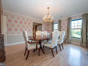 800 Maple Glen Lane, Wayne PA 19087
