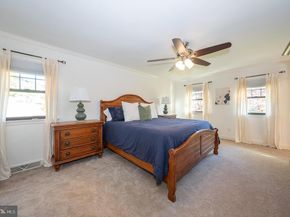 800 Maple Glen Lane, Wayne PA 19087