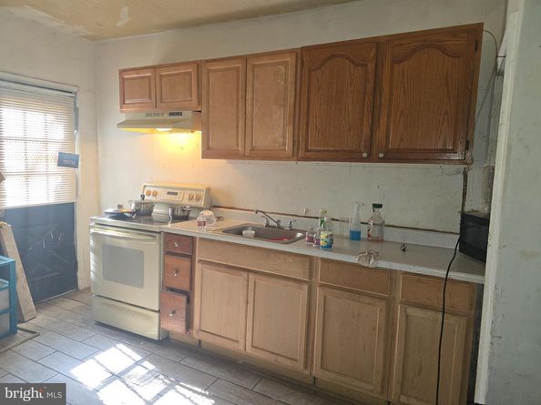 1232 W Harold Street, Philadelphia PA 19133