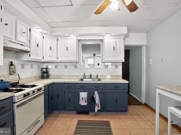 3062 Almond Street, Philadelphia PA 19134