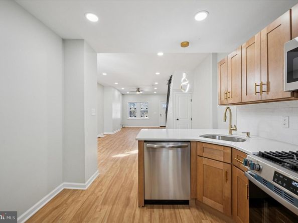 6154 Kingsessing Avenue, Philadelphia PA 19142
