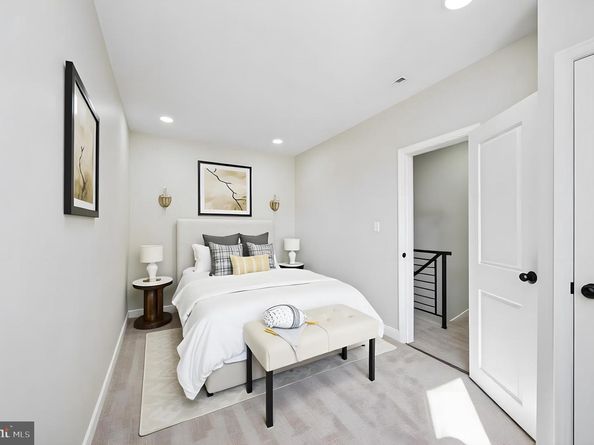 6154 Kingsessing Avenue, Philadelphia PA 19142