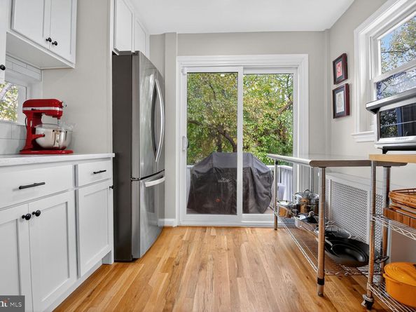 1013 26TH Street S, Arlington VA 22202
